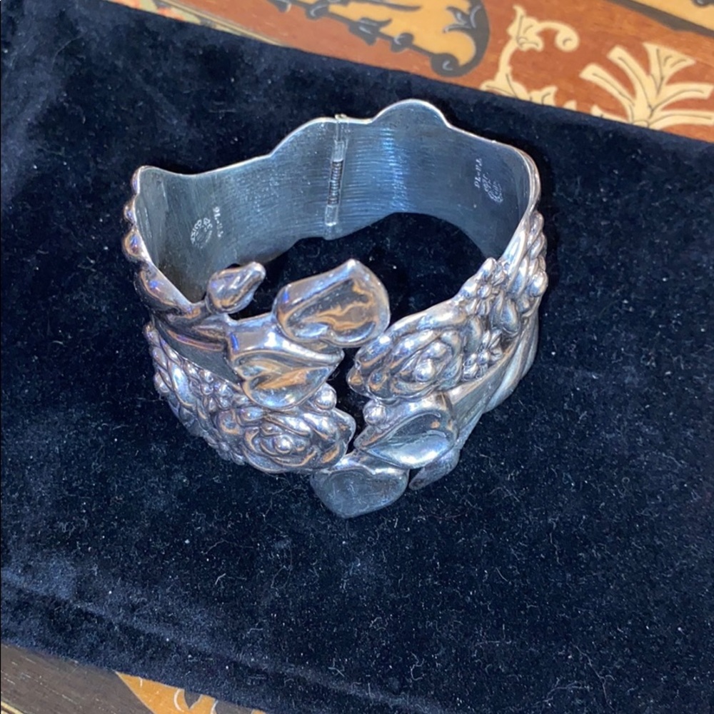 Sterling Art Nouveau Bracelet - Picture 4 of 10